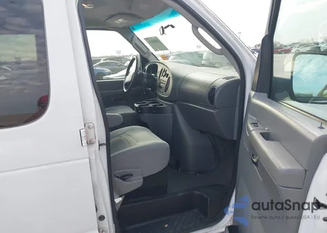 2008 Ford E-350 Super Duty Xl/Xlt z USA, uszkodzony, nr VIN 1FBNE31L48DA84589